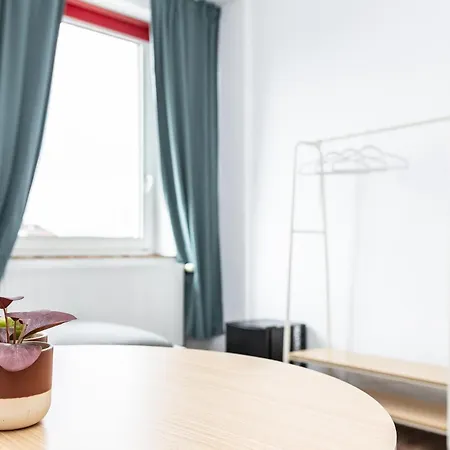 شقة Cosyhomes24 - Spacious With Traffic Connection - Un02b