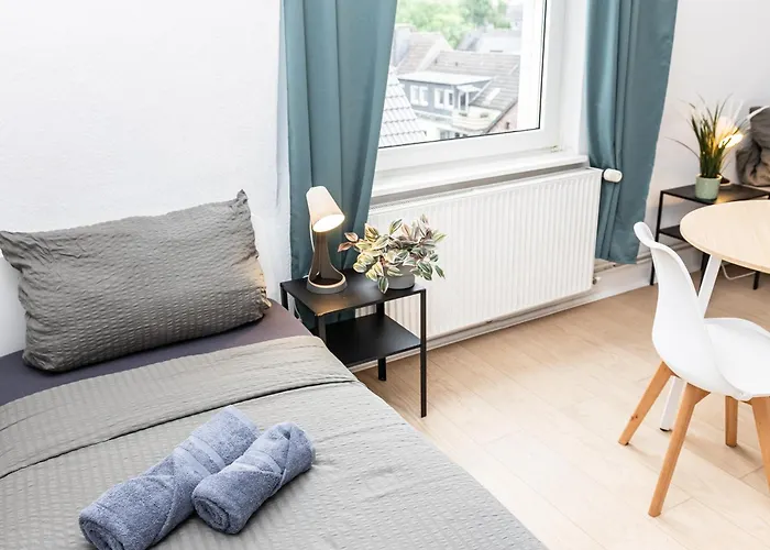 Cosyhomes24 - Spacious With Traffic Connection - Un02b